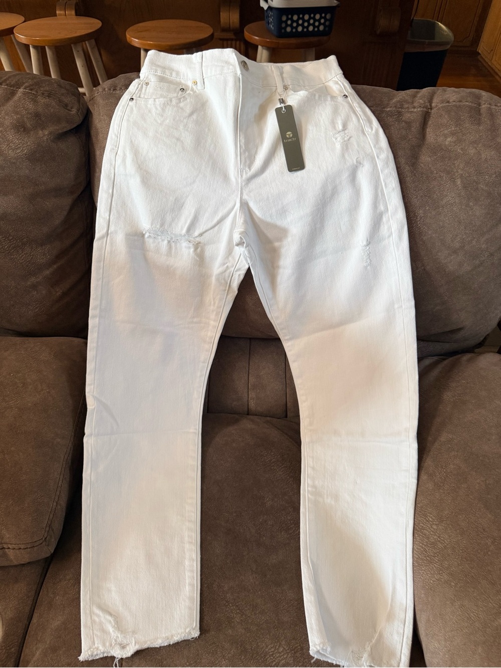 Tractr Men’s Straight White Jeans with Subtle Distress - Picture 1 of 6